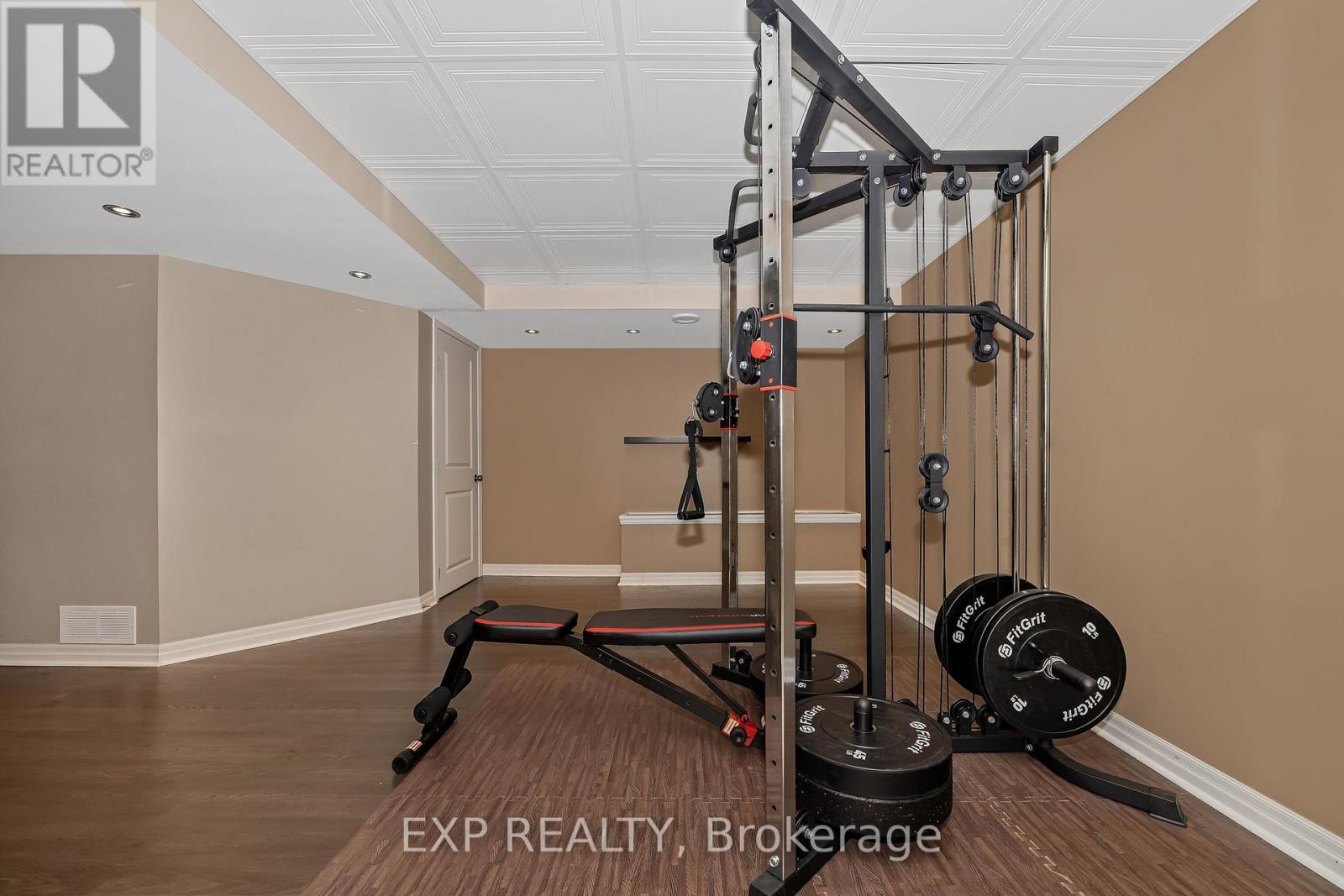 503 Knotridge Street N, Ottawa, Ontario  K1W 0A8 - Photo 33 - X12496310