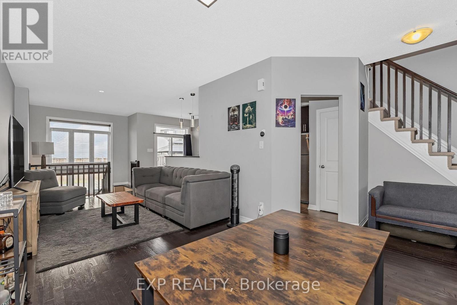 503 Knotridge Street N, Ottawa, Ontario  K1W 0A8 - Photo 9 - X12496310