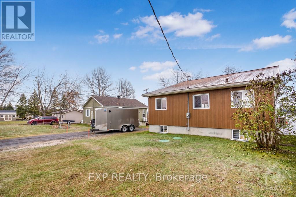 101 Ladouceur Street, Champlain, Ontario  K0B 1J0 - Photo 16 - X12496316