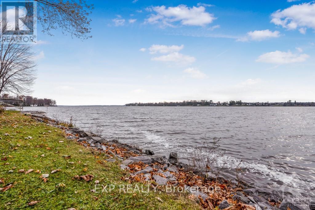 101 Ladouceur Street, Champlain, Ontario  K0B 1J0 - Photo 21 - X12496316