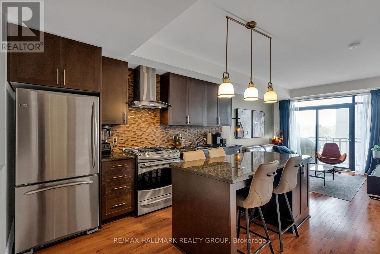 311 - 808 Bronson Avenue, Ottawa, Ontario  K1S 5A4 - Photo 6 - X12496348