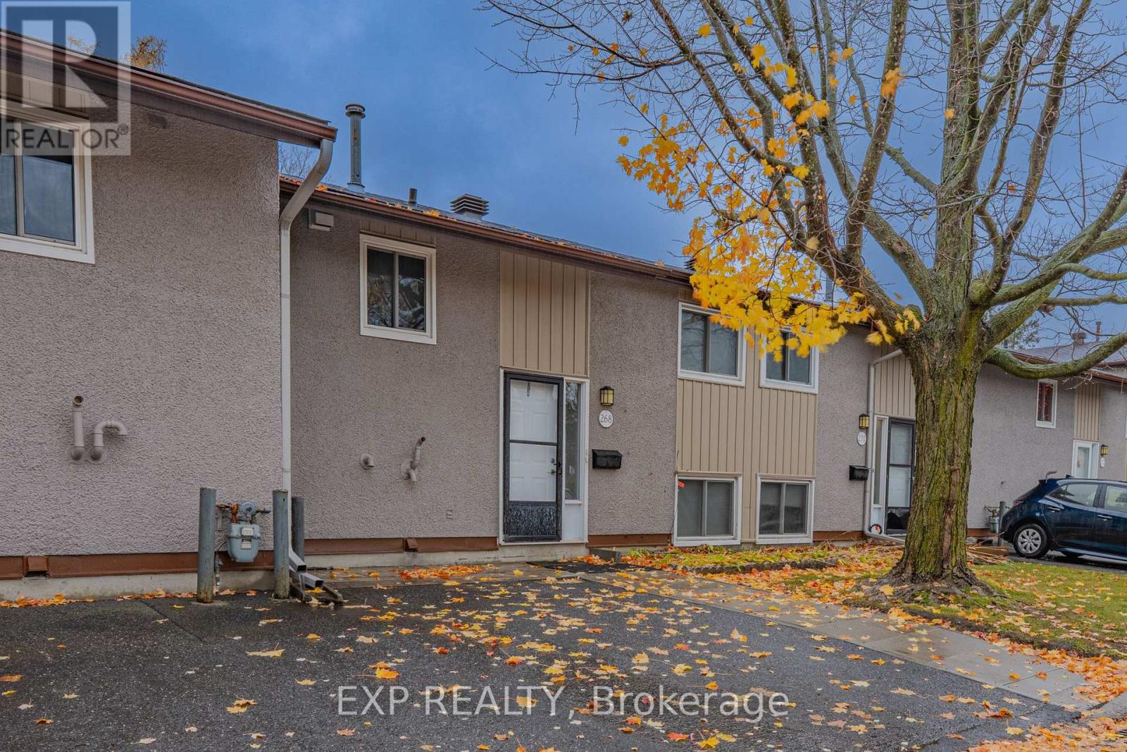 268 Woodfield Drive, Ottawa, Ontario  K2G 4P2 - Photo 2 - X12496390