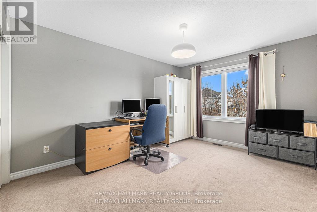 4220 Kelly Farm Drive, Ottawa, Ontario  K1T 0A5 - Photo 21 - X12496438