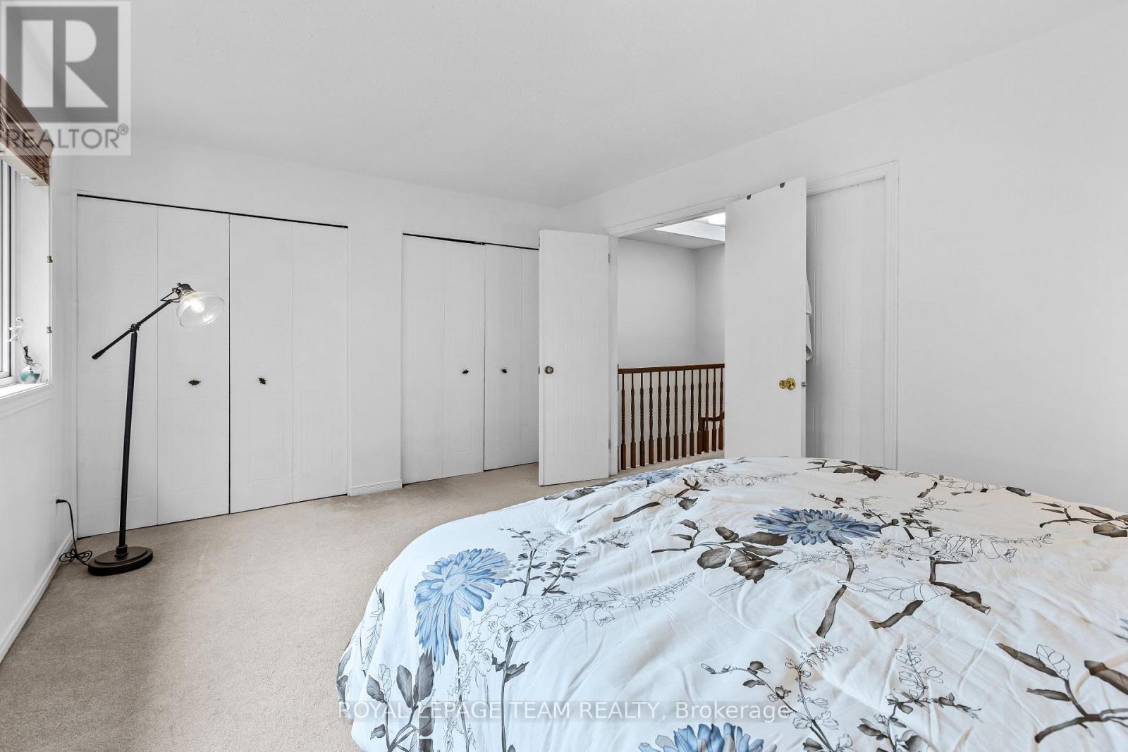 1120 Chimney Hill Way, Ottawa, Ontario  K1J 8Z6 - Photo 15 - X12496490