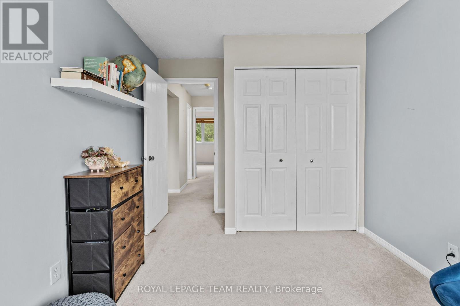 1120 Chimney Hill Way, Ottawa, Ontario  K1J 8Z6 - Photo 18 - X12496490