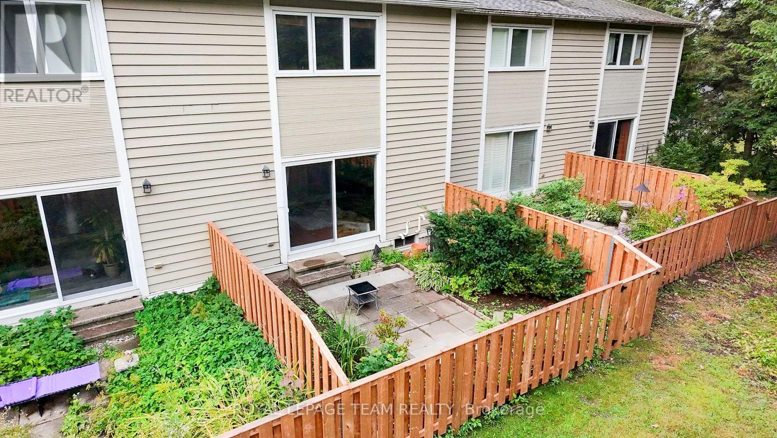 1120 Chimney Hill Way, Ottawa, Ontario  K1J 8Z6 - Photo 27 - X12496490