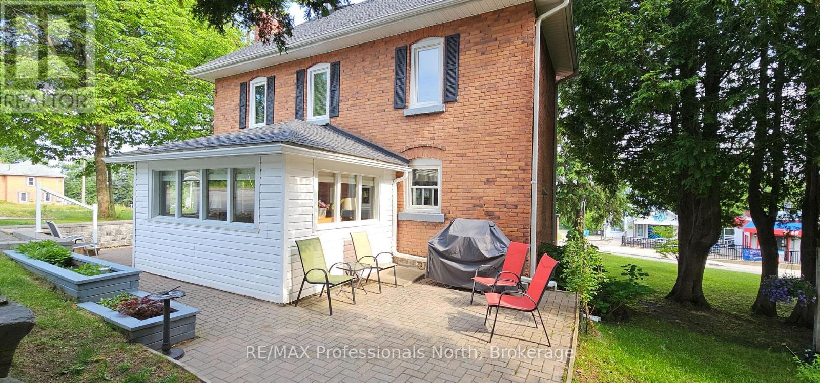 133 Main Street W, Huntsville, Ontario  P1H 1W5 - Photo 4 - X12496256