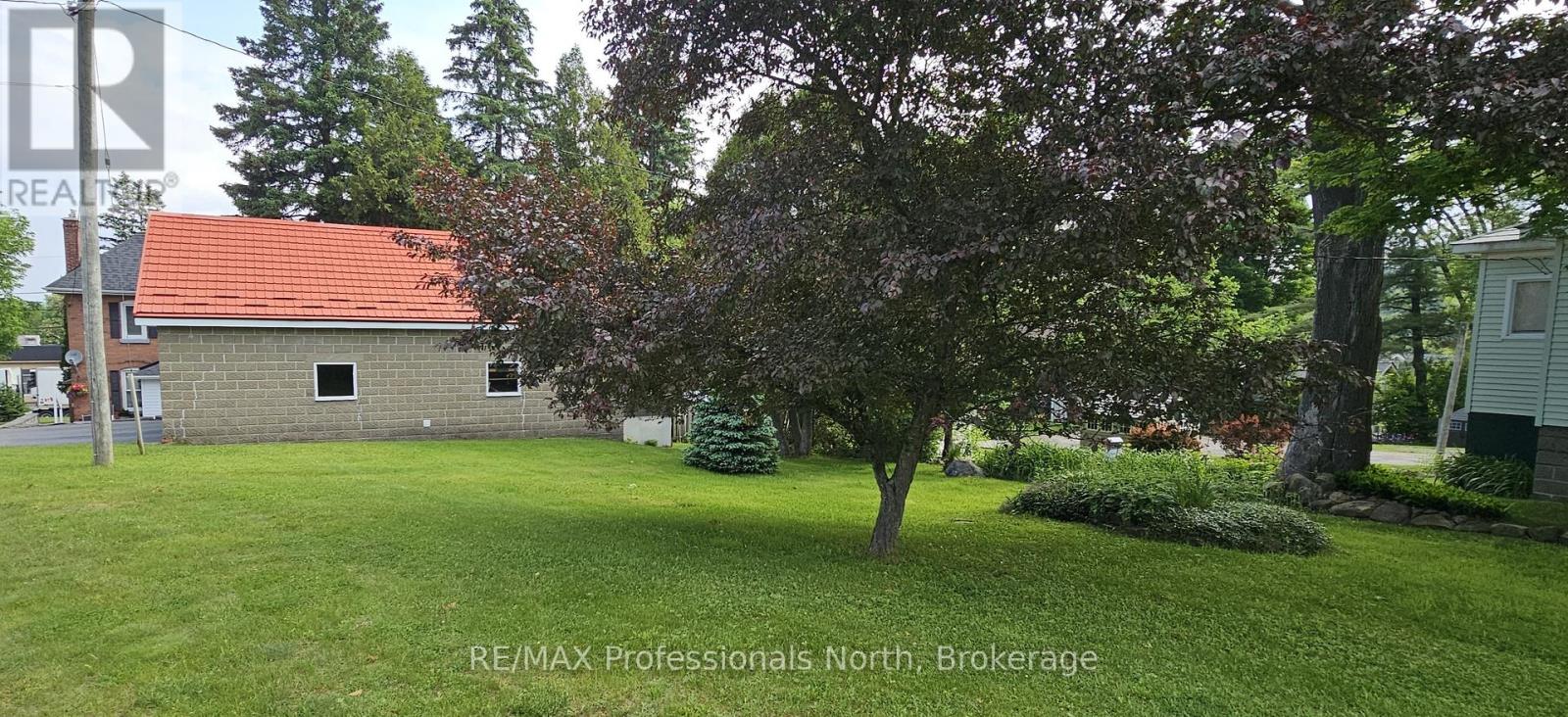 133 Main Street W, Huntsville, Ontario  P1H 1W5 - Photo 7 - X12496256