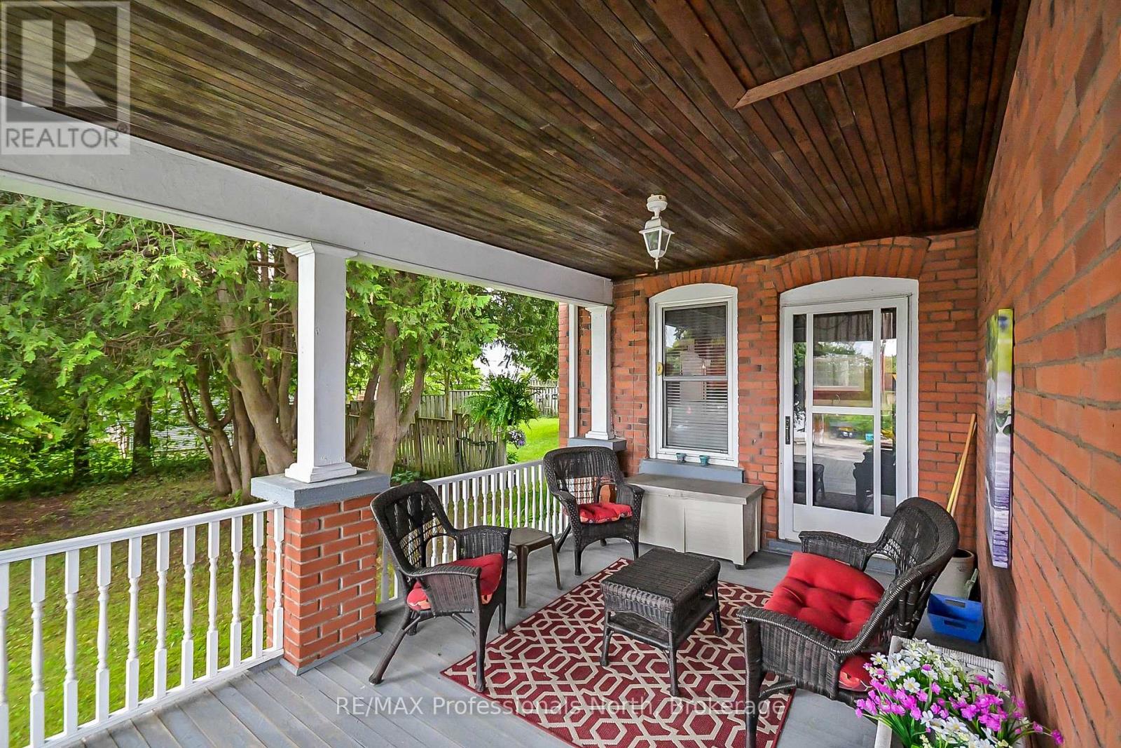 133 Main Street W, Huntsville, Ontario  P1H 1W5 - Photo 8 - X12496256