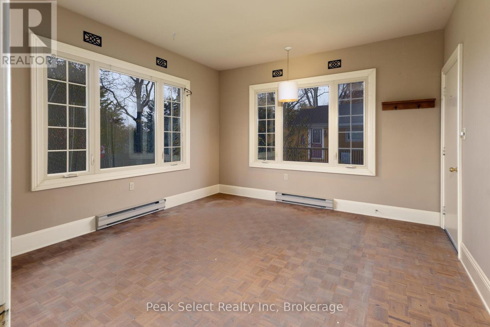 35 Ontario Street N, St. Marys, Ontario  N4X 1B1 - Photo 14 - X12496452