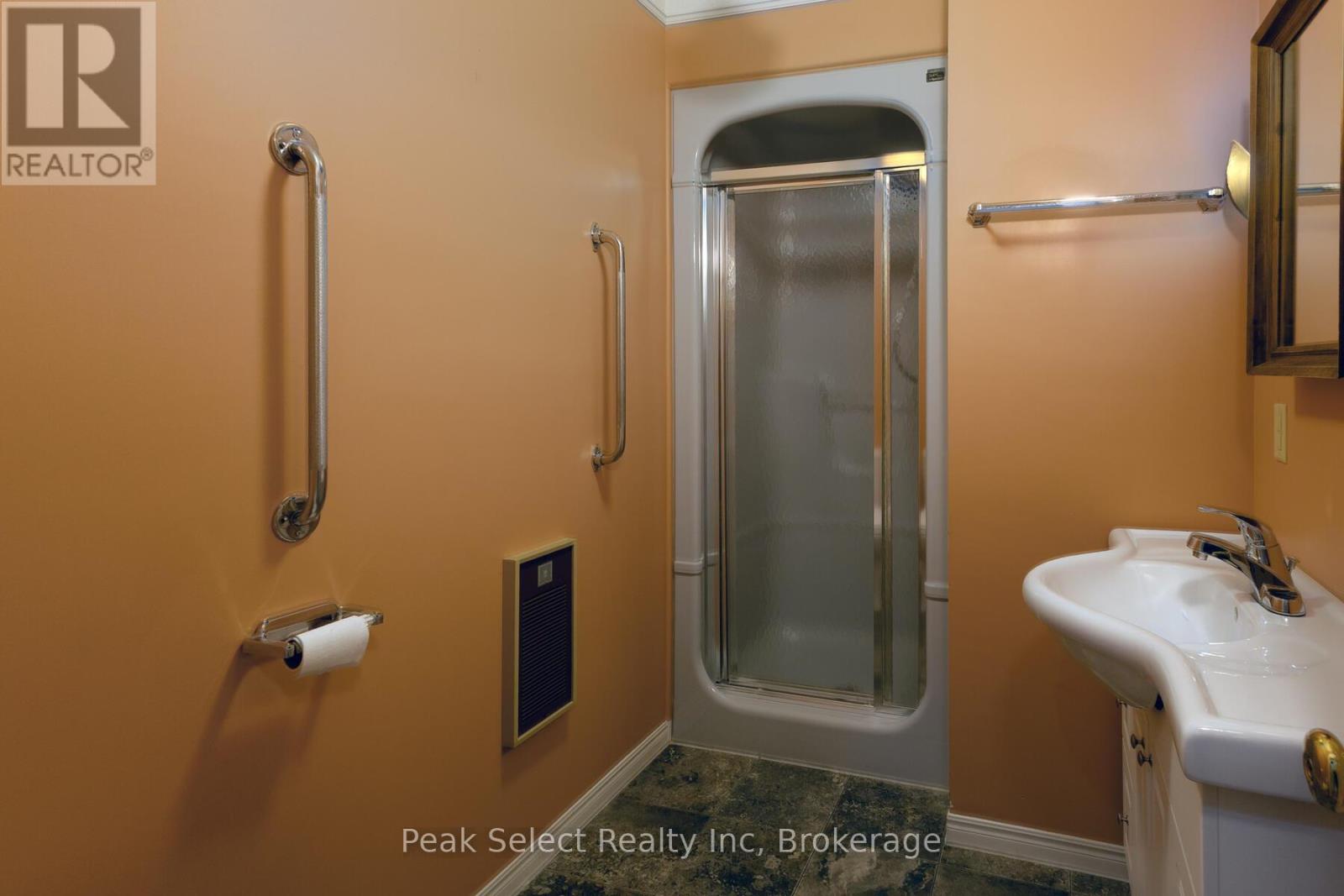 35 Ontario Street N, St. Marys, Ontario  N4X 1B1 - Photo 16 - X12496452