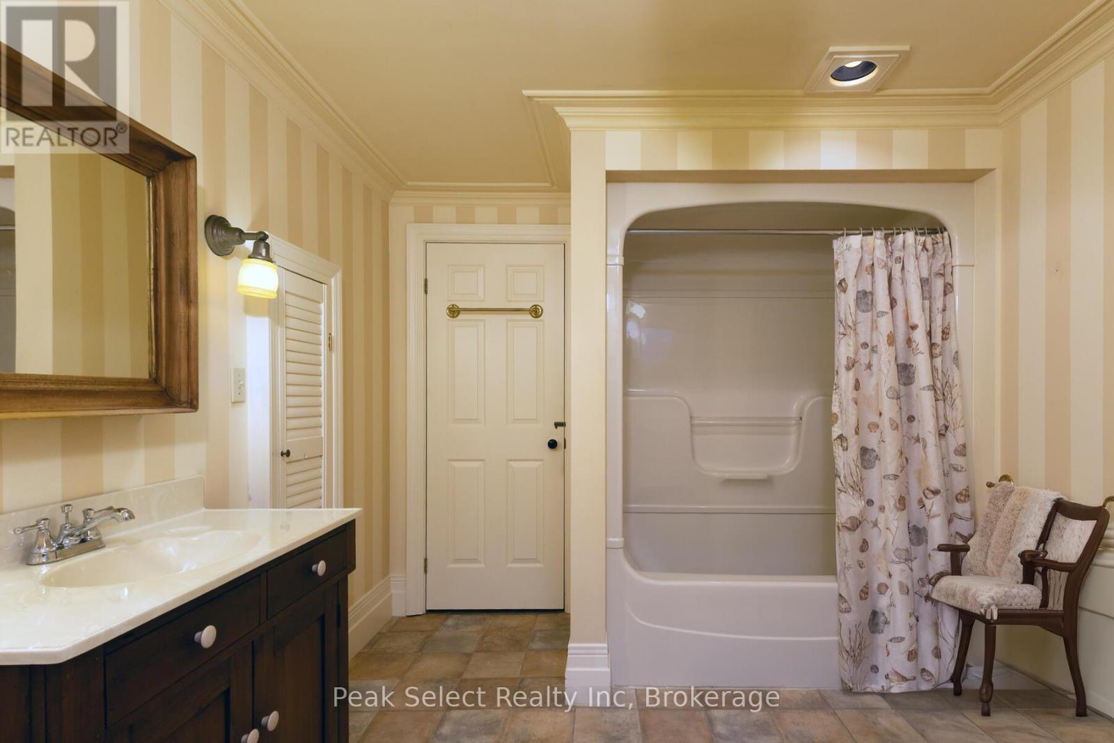 35 Ontario Street N, St. Marys, Ontario  N4X 1B1 - Photo 21 - X12496452