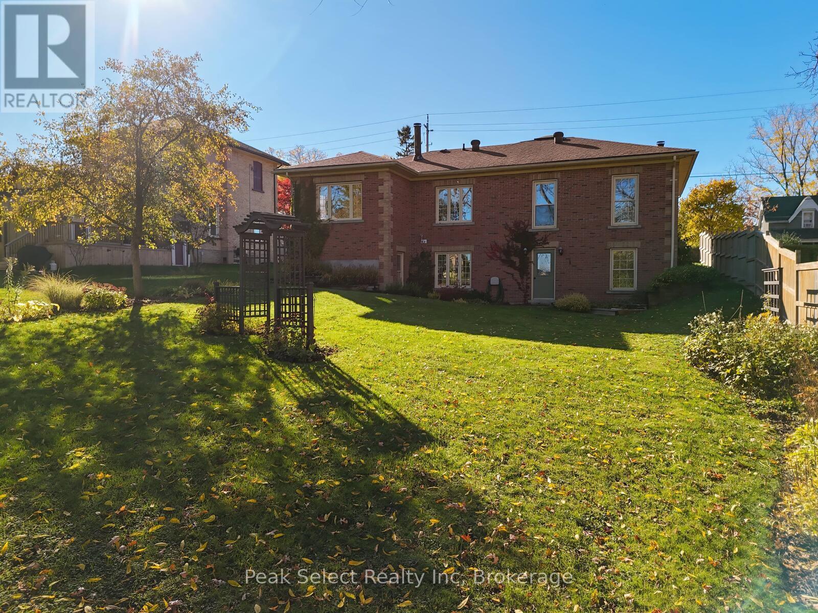 35 Ontario Street N, St. Marys, Ontario  N4X 1B1 - Photo 32 - X12496452