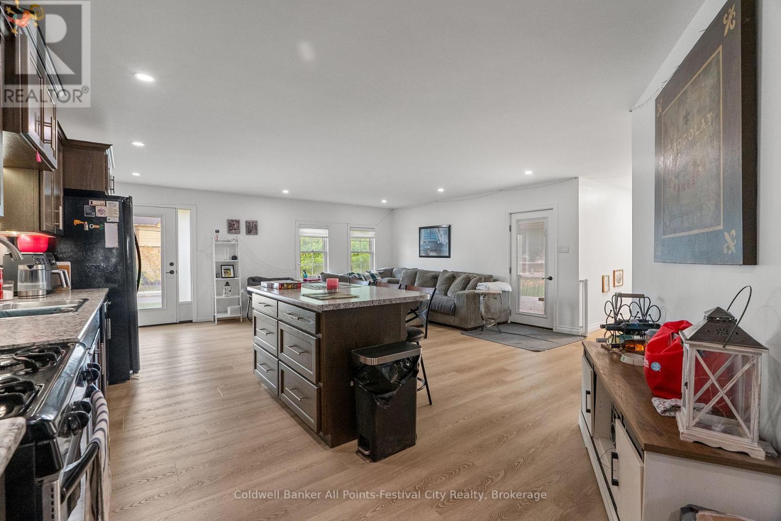 69 Whitehead Street, Central Huron, Ontario  N0M 1L0 - Photo 15 - X12496478