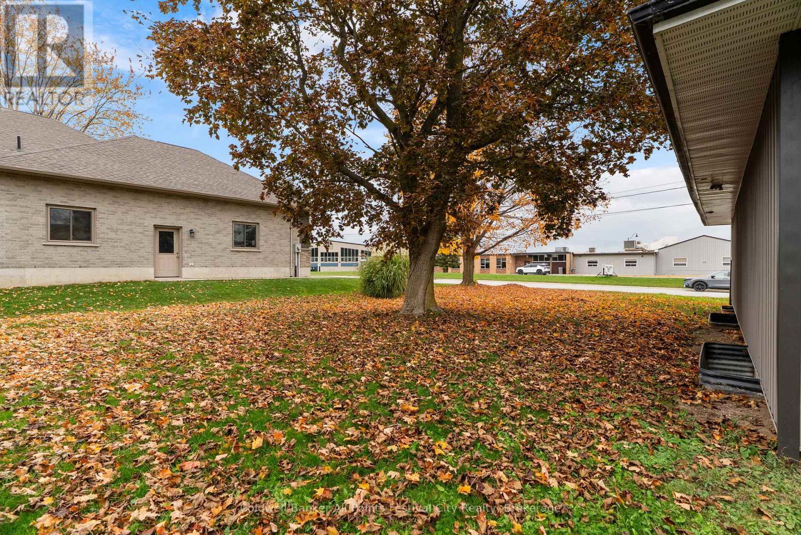 69 Whitehead Street, Central Huron, Ontario  N0M 1L0 - Photo 35 - X12496478