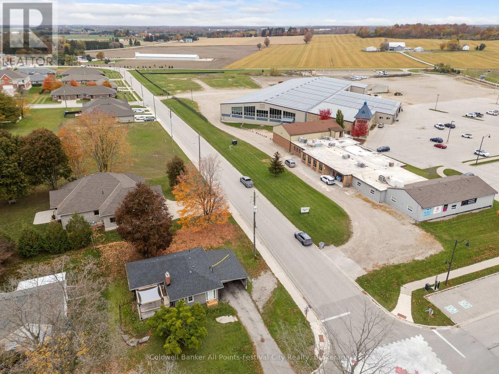 69 Whitehead Street, Central Huron, Ontario  N0M 1L0 - Photo 42 - X12496478