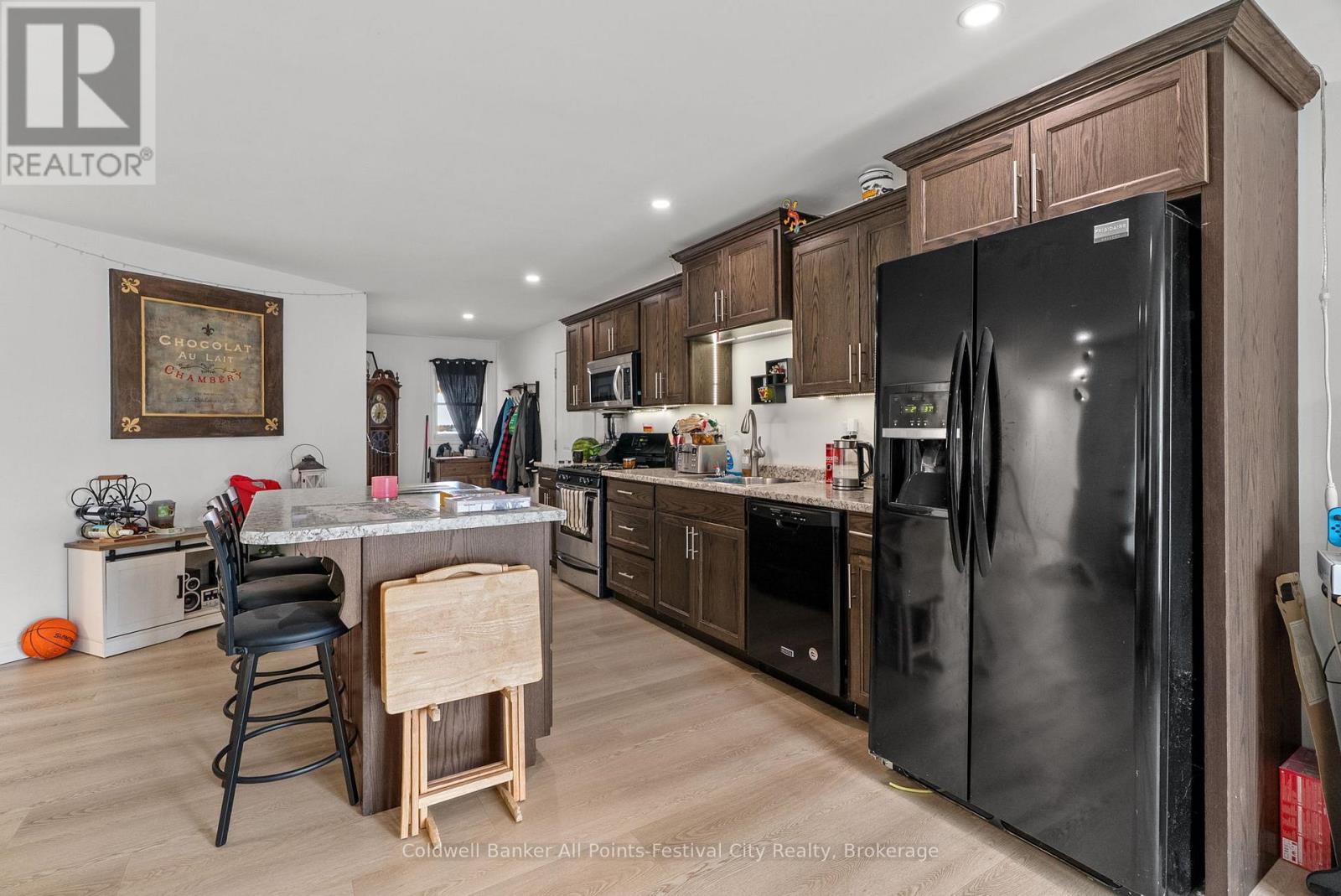 69 Whitehead Street, Central Huron, Ontario  N0M 1L0 - Photo 9 - X12496478