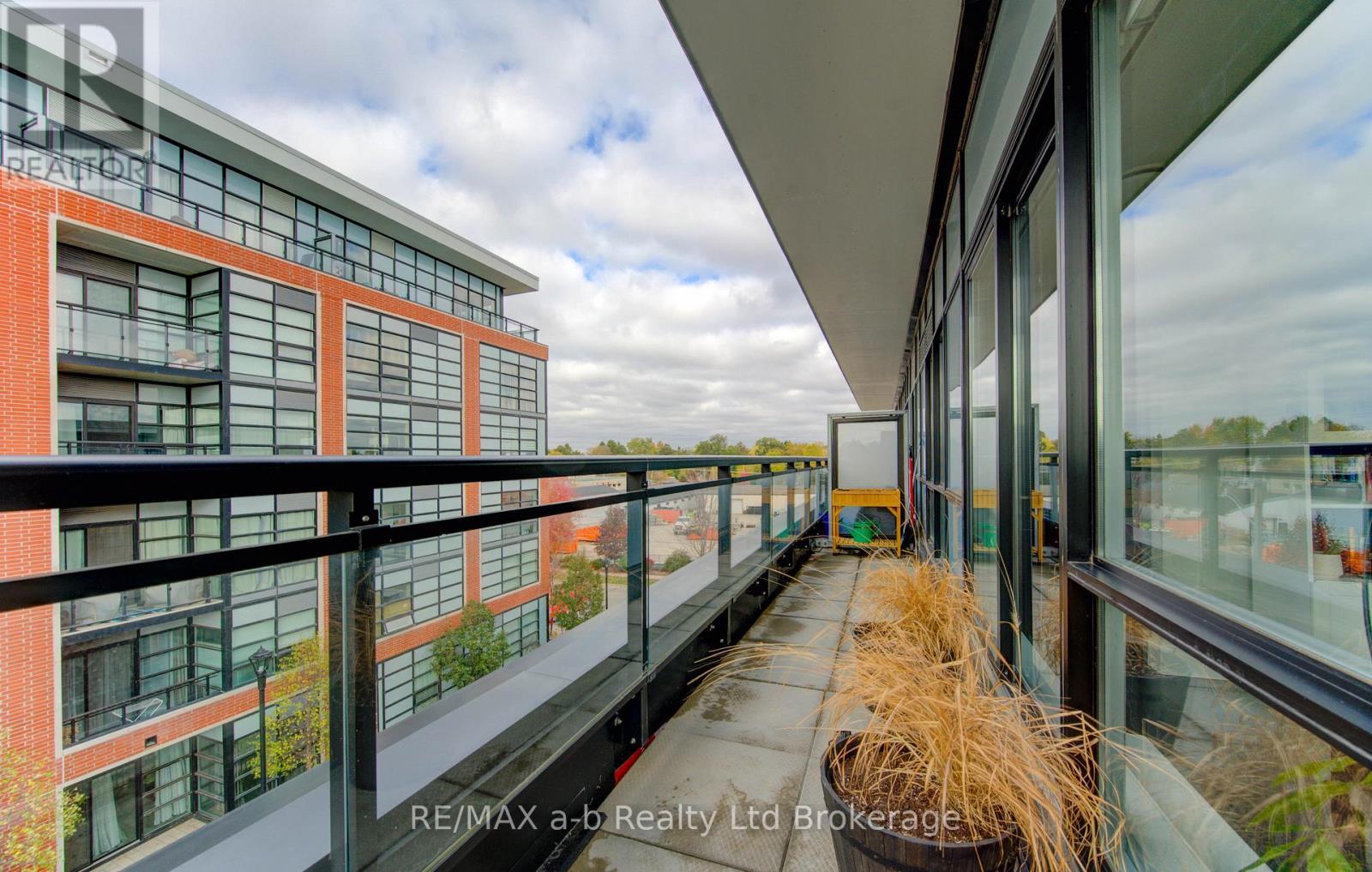 415 - 155 St Leger Street, Kitchener, Ontario  N2H 0B9 - Photo 19 - X12496430