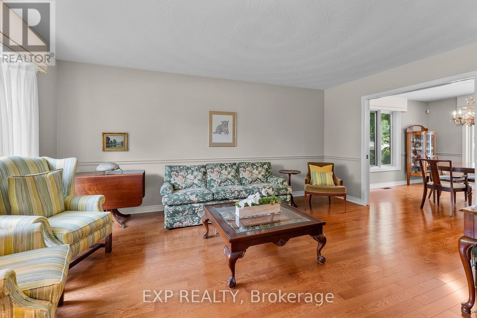 6748 January Drive, Niagara Falls (Stamford), Ontario  L2J 4J4 - Photo 19 - X12496302