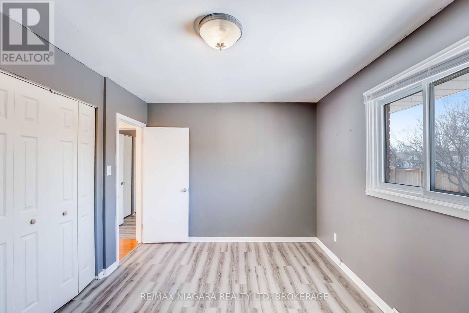 Main Level - 144 Elm Street, Port Colborne, Ontario  L3K 4N4 - Photo 10 - X12496318