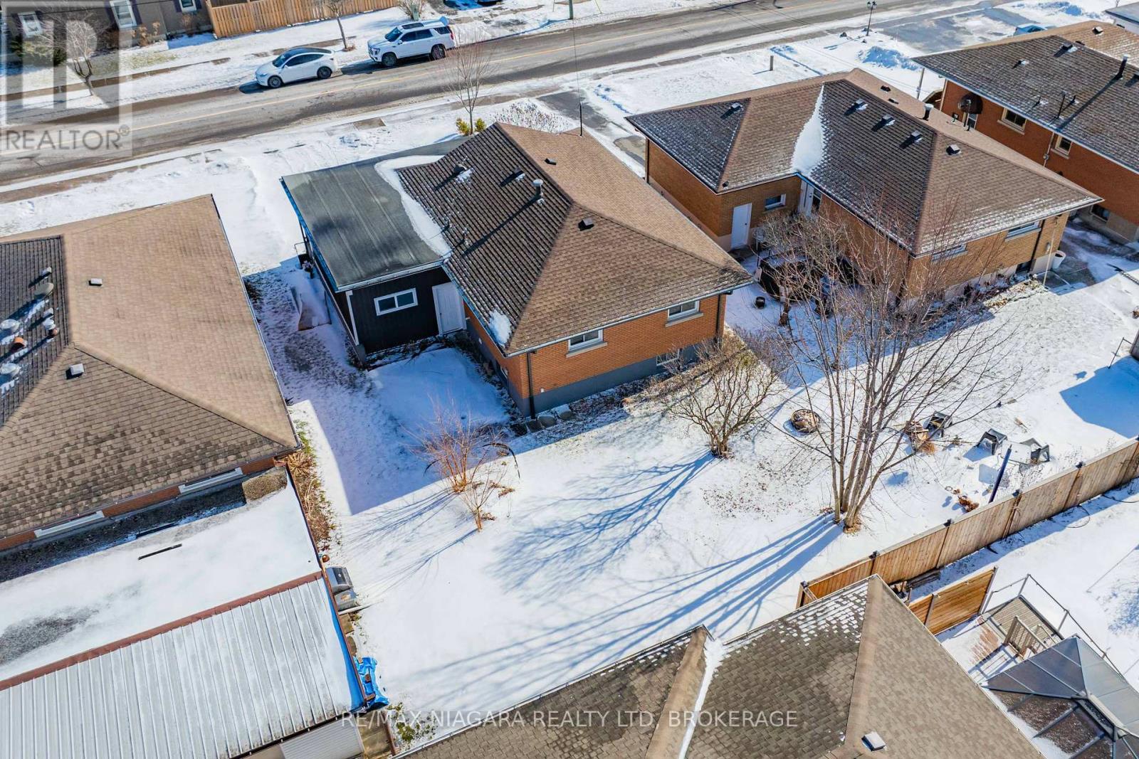 Main Level - 144 Elm Street, Port Colborne, Ontario  L3K 4N4 - Photo 17 - X12496318