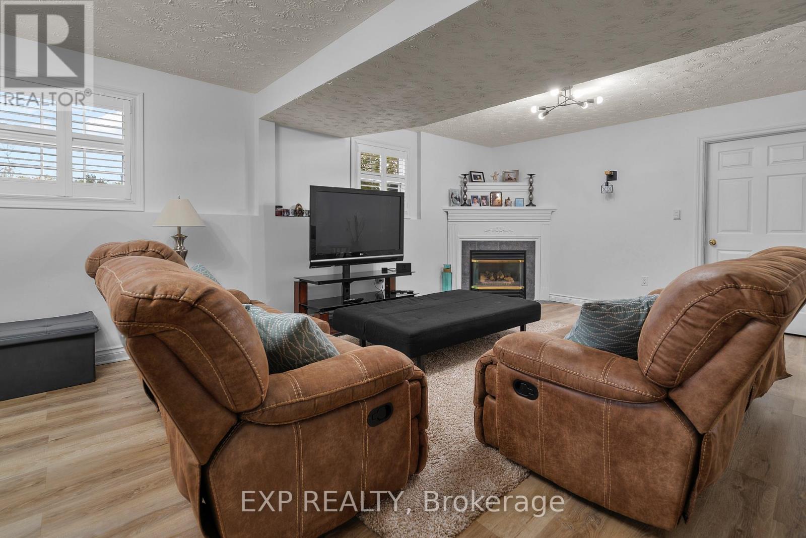 93 Park Street, Fort Erie (Ridgeway), Ontario  L0S 1N0 - Photo 24 - X12496496