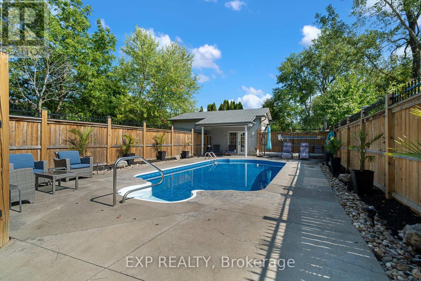 93 Park Street, Fort Erie (Ridgeway), Ontario  L0S 1N0 - Photo 31 - X12496496