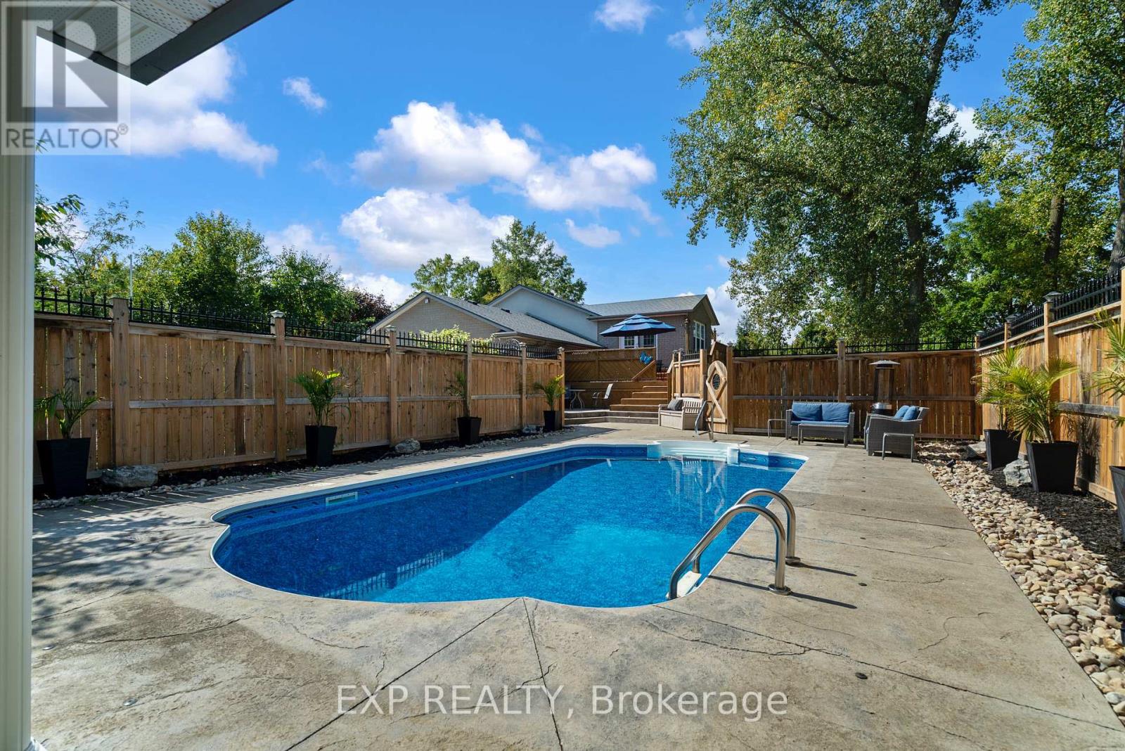 93 Park Street, Fort Erie (Ridgeway), Ontario  L0S 1N0 - Photo 32 - X12496496