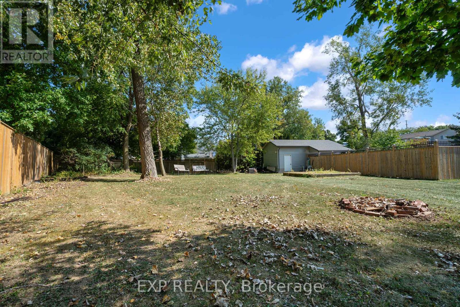 93 Park Street, Fort Erie (Ridgeway), Ontario  L0S 1N0 - Photo 36 - X12496496