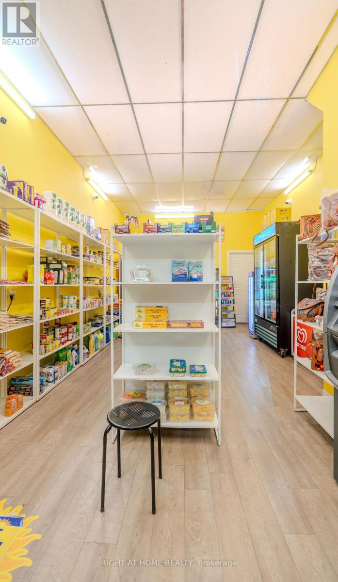 370 Bank Street, Ottawa, Ontario  K2P 1Y2 - Photo 16 - X12170980