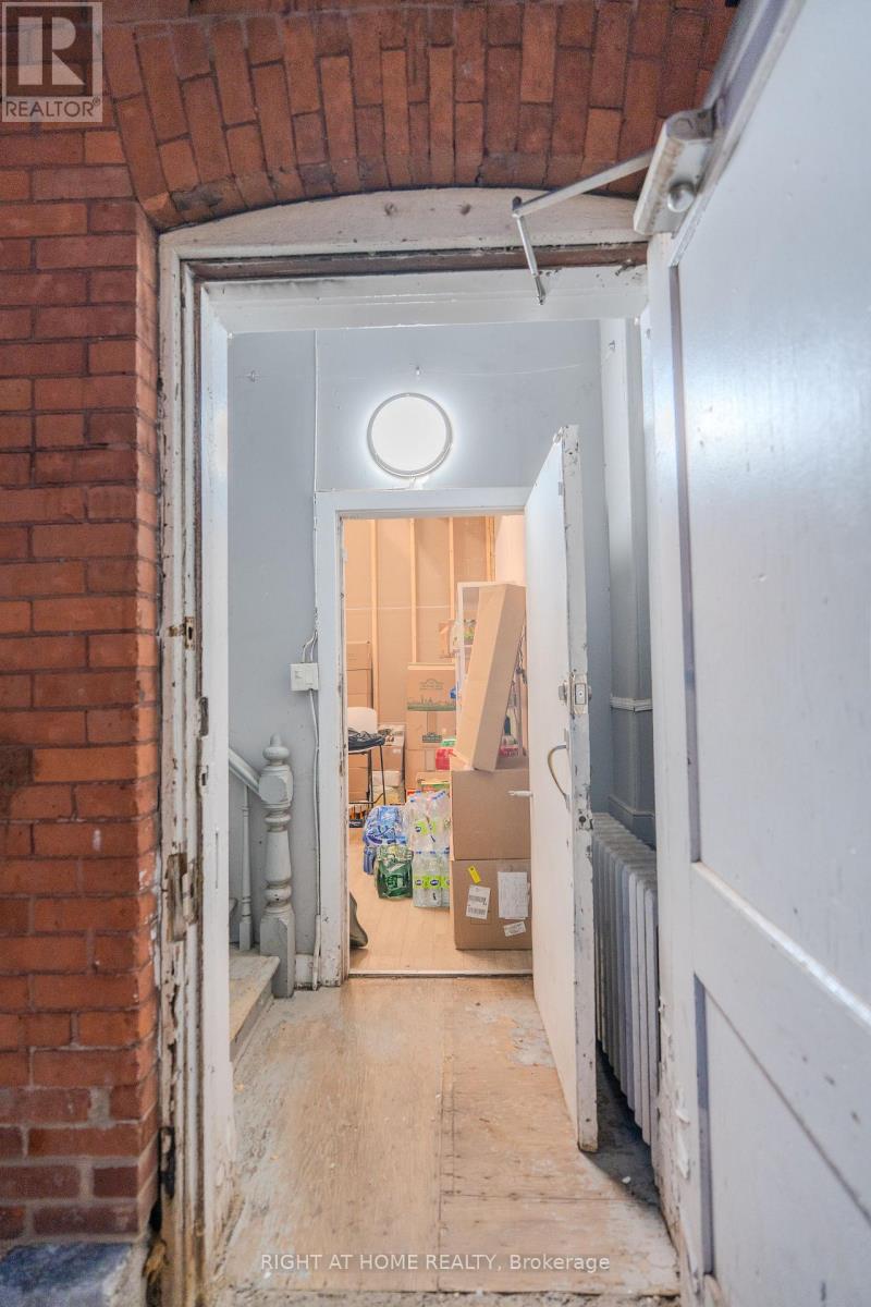 370 Bank Street, Ottawa, Ontario  K2P 1Y2 - Photo 14 - X12170980