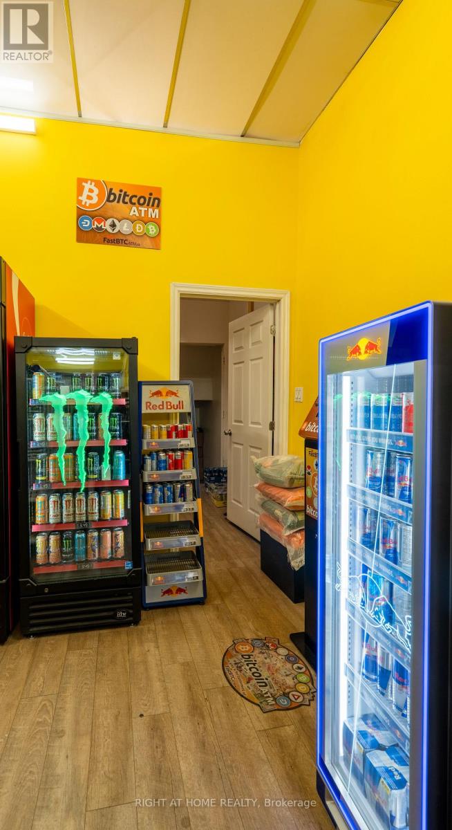 370 Bank Street, Ottawa, Ontario  K2P 1Y2 - Photo 27 - X12170980