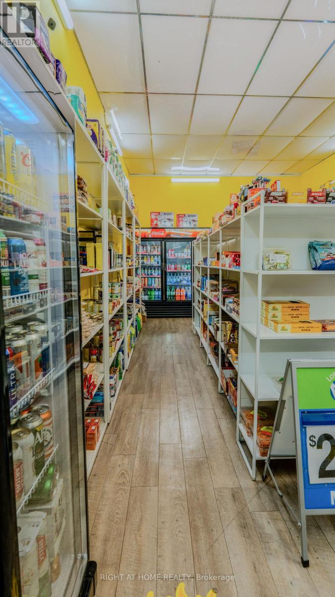 370 Bank Street, Ottawa, Ontario  K2P 1Y2 - Photo 7 - X12170980