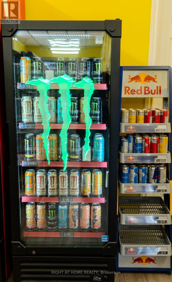 370 Bank Street, Ottawa, Ontario  K2P 1Y2 - Photo 6 - X12170980