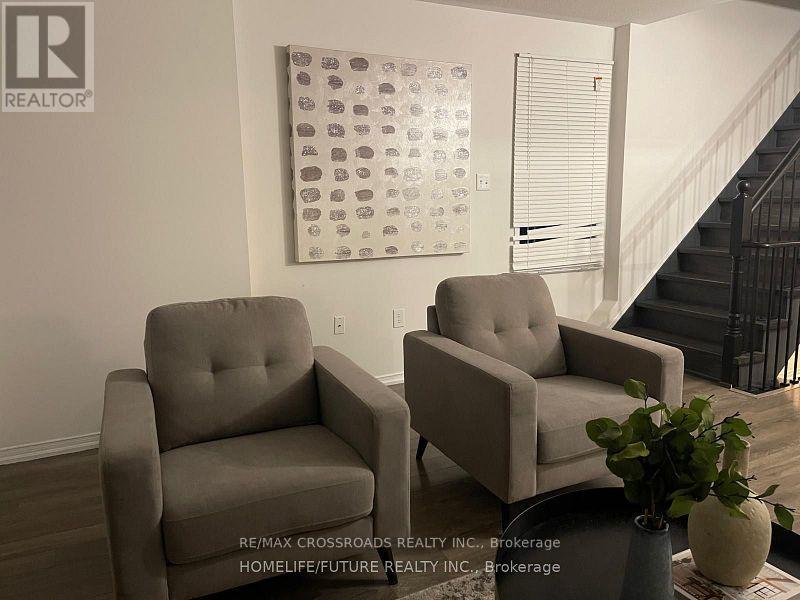 446 - 15 Filly Path, Oshawa (Windfields), Ontario  L1L 0K8 - Photo 4 - E12496156