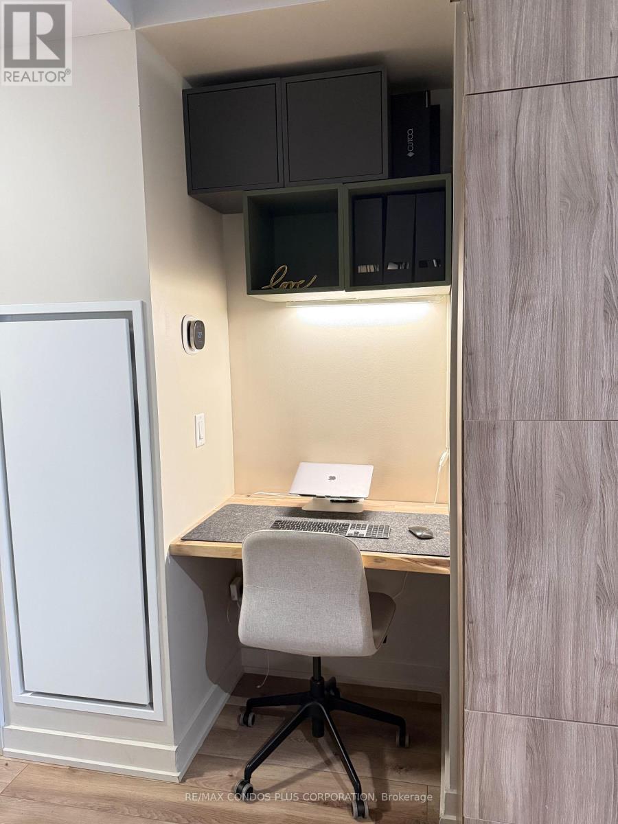 205 - 665 Queen Street E, Toronto, Ontario  M4M 0G3 - Photo 14 - E12496166