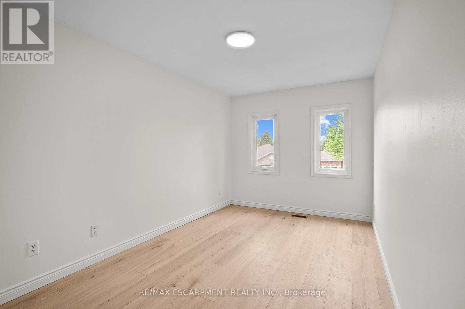 31 Inglewood Place, Whitby (Blue Grass Meadows), Ontario  L1N 8Z9 - Photo 18 - E12496216