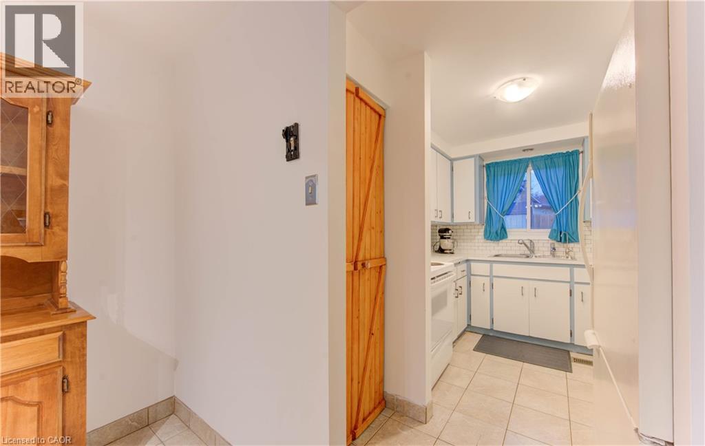 114 Selkirk Drive, Kitchener, Ontario  N2E 1M4 - Photo 22 - 40784333