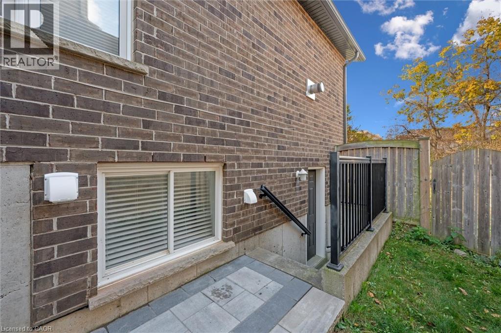 556 Netherwood Crescent Unit# Lower, Kitchener, Ontario  N2P 0B8 - Photo 4 - 40784091