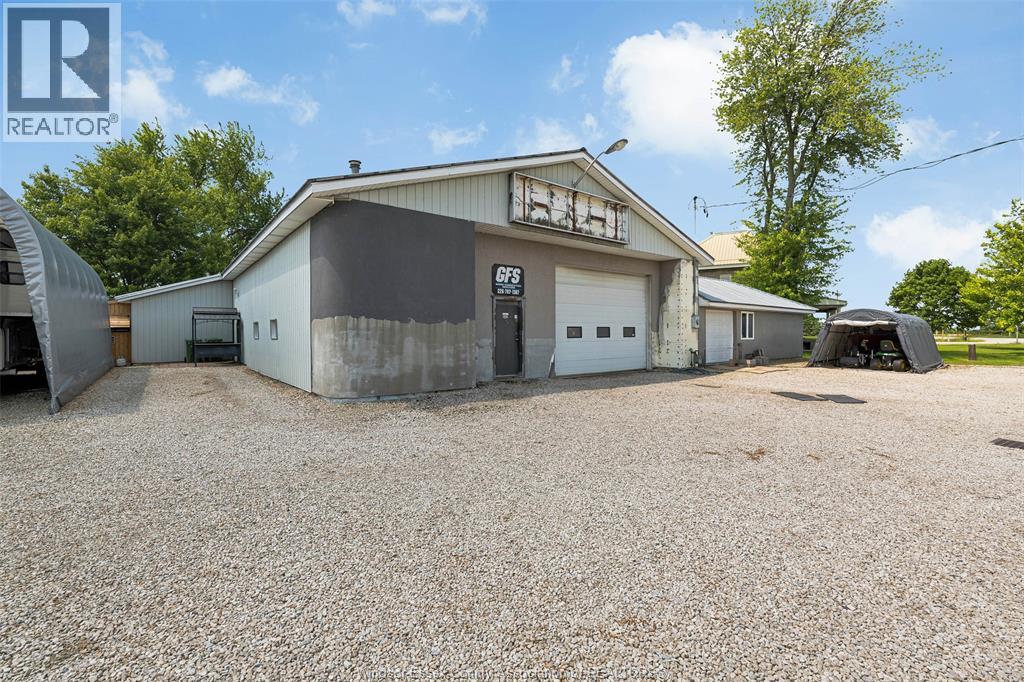 1104 County Rd 11, Essex, Ontario  N9V 2Y7 - Photo 2 - 25027689