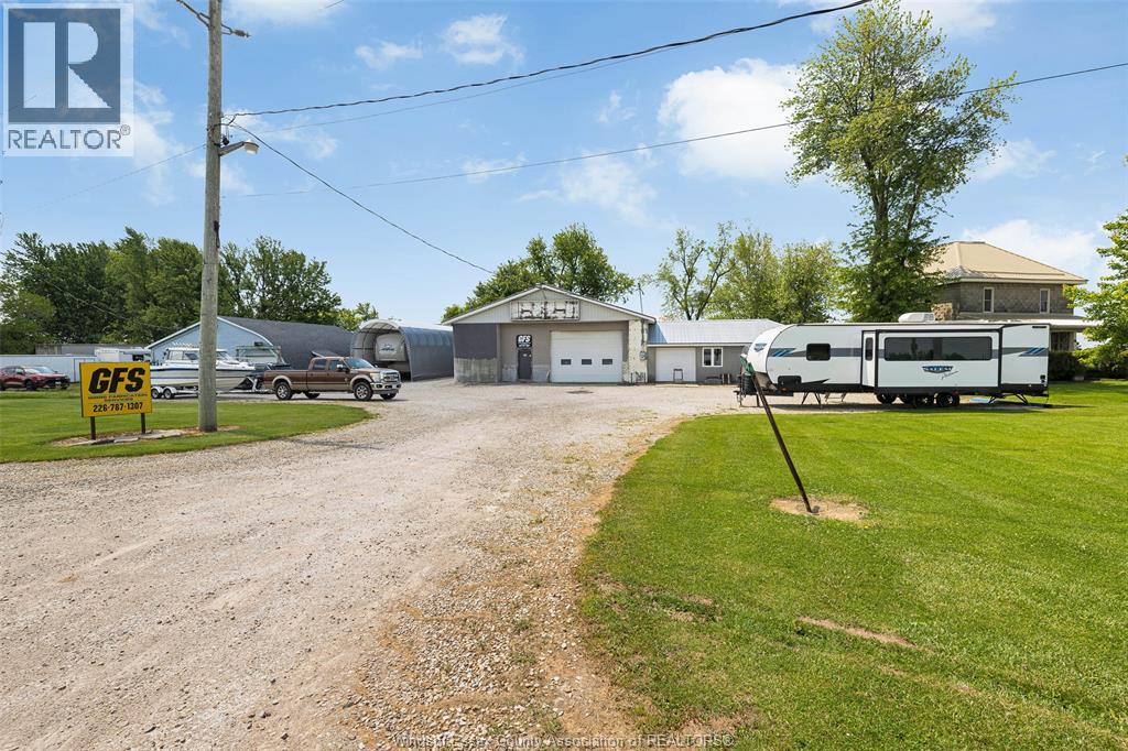1104 County Rd 11, Essex, Ontario  N9V 2Y7 - Photo 3 - 25027689