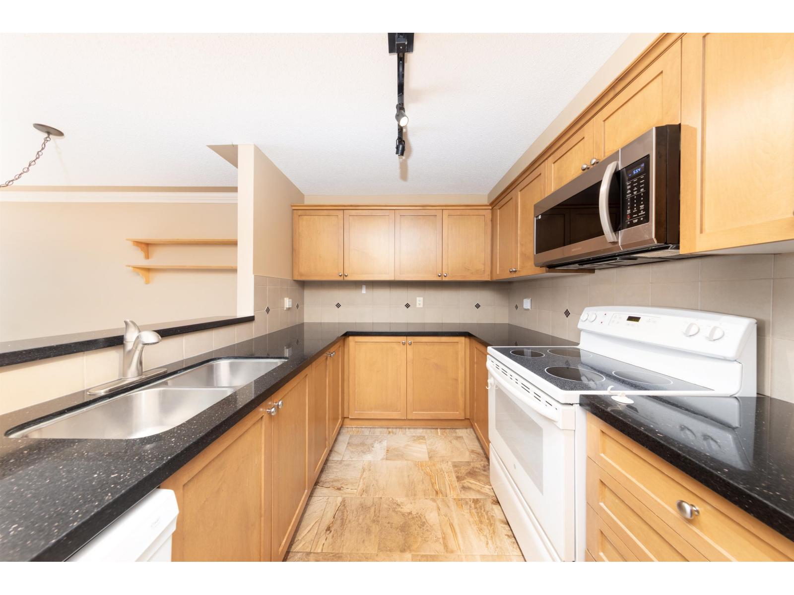 301 9000 Birch Street, Chilliwack Downtown, Chilliwack, British Columbia  V2P 8G2 - Photo 18 - R2985716