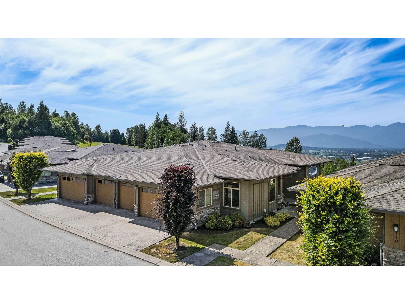 111 51096 FALLS COURT|Eastern Hillsides, Chilliwack, British Columbia