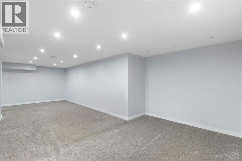 6023 Thornbank Drive, Calgary, Alberta  T2K 3P4 - Photo 35 - A2266755