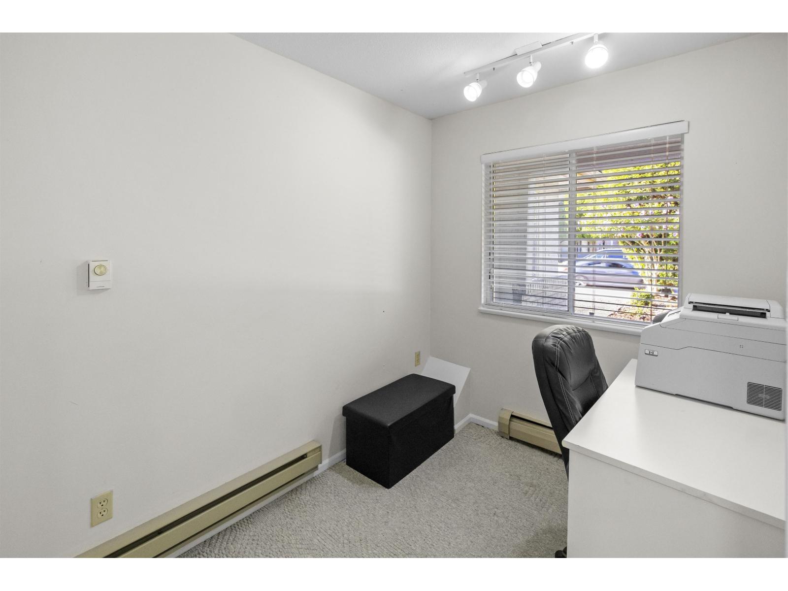 12604 68 Avenue, Surrey, British Columbia  V3W 1G4 - Photo 4 - R3038696