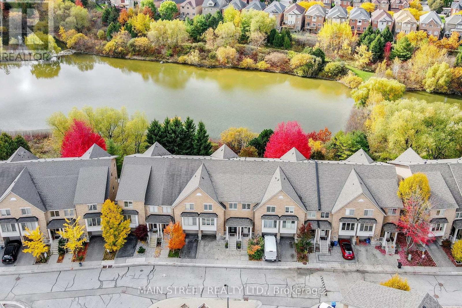 10 - 8900 Bathurst Street, Vaughan (Patterson), Ontario  L4J 8A7 - Photo 2 - N12496162