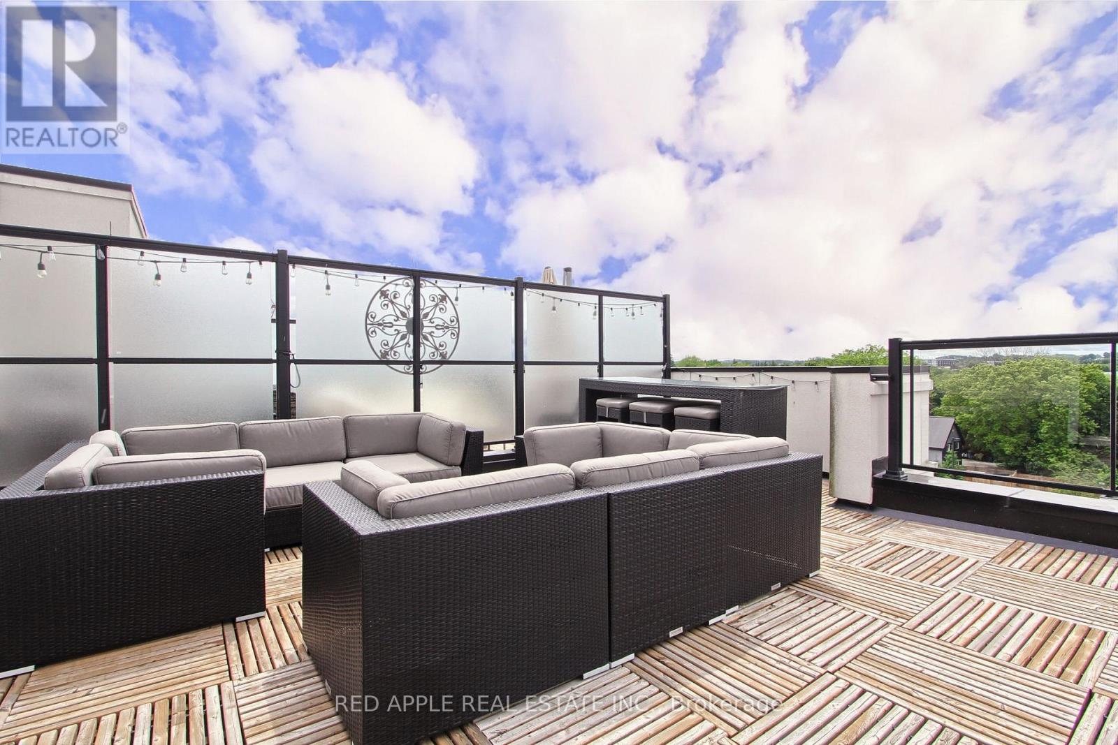 110 - 600 ALEX GARDNER CIRCLE, Aurora, Ontario