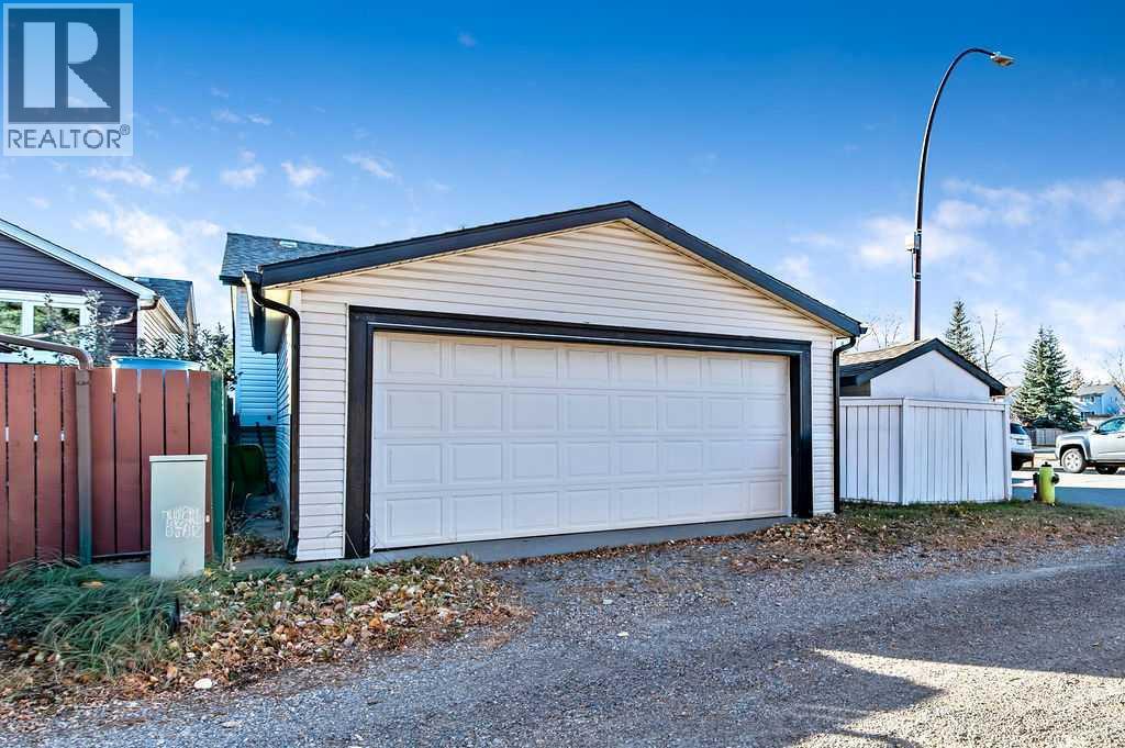 106 Woodfield Close Sw, Calgary, Alberta  T2W 3V4 - Photo 41 - A2268013