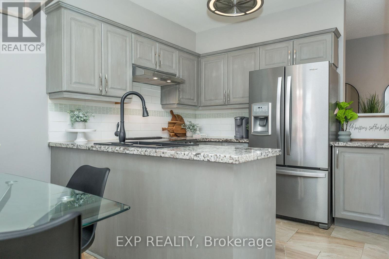 314 Country Lane, Barrie, Ontario  L4N 5Z6 - Photo 12 - S12496148