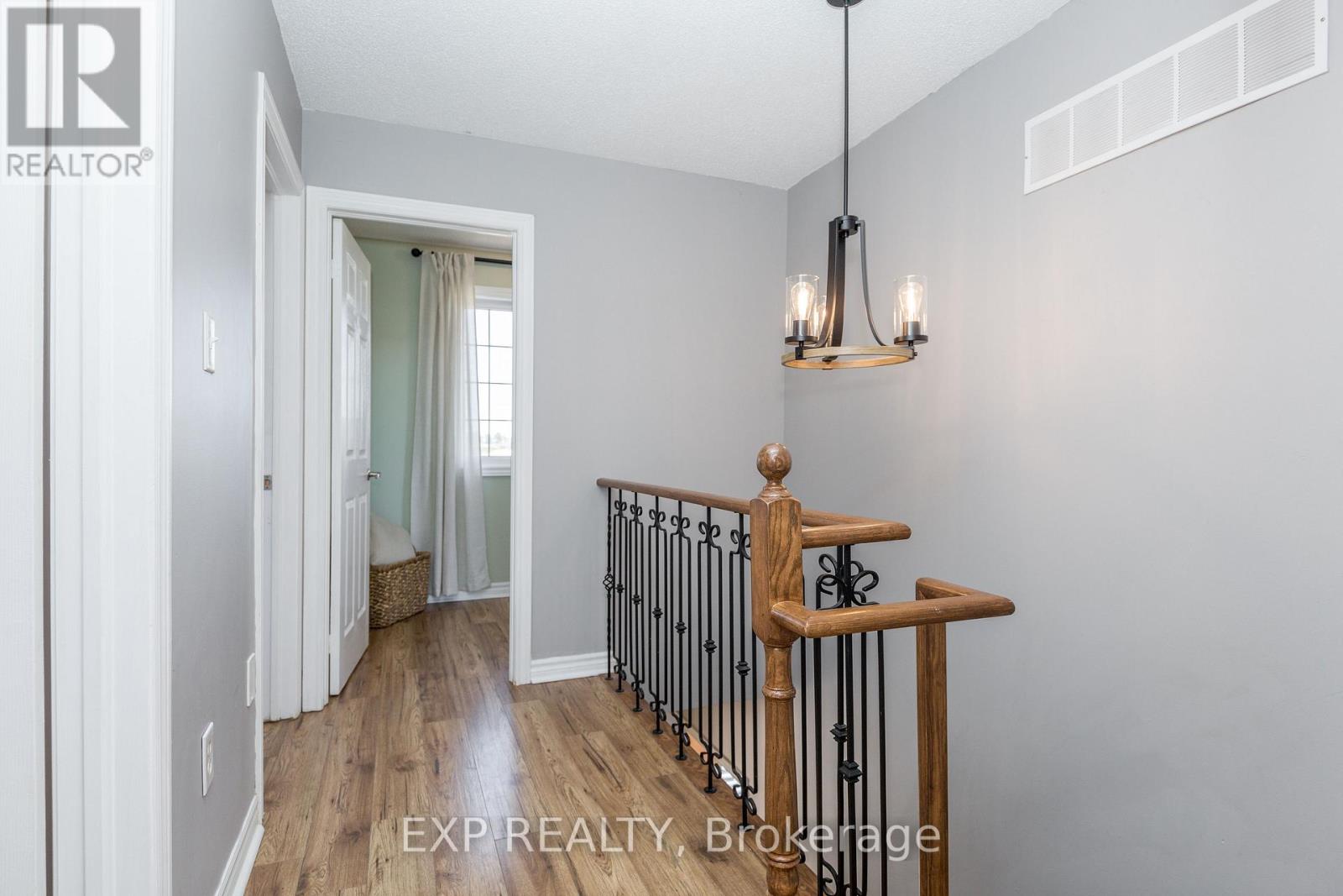 314 Country Lane, Barrie, Ontario  L4N 5Z6 - Photo 25 - S12496148